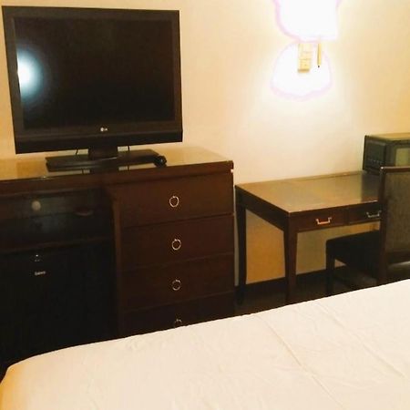 Oyo Hotel Mcintyre Ga, Us 441 Экстерьер фото