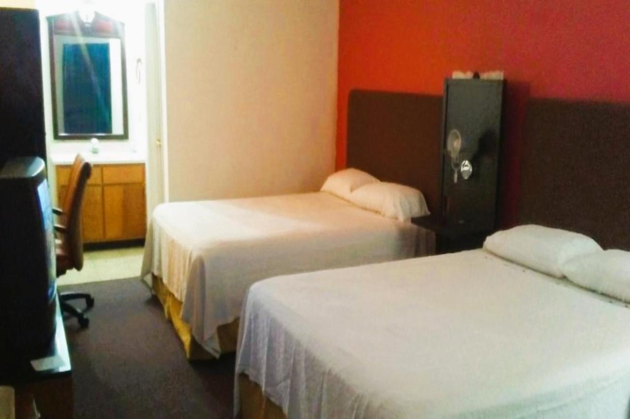 Oyo Hotel Mcintyre Ga, Us 441 Экстерьер фото
