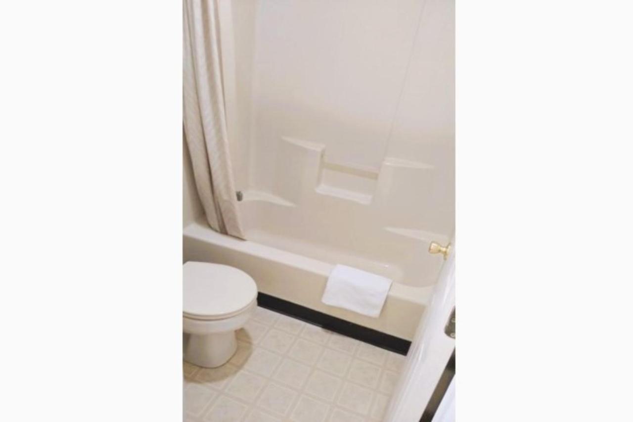 Oyo Hotel Mcintyre Ga, Us 441 Экстерьер фото